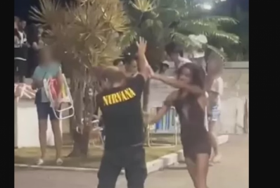 Confusão durante Fest Verão termina com homem agredido em praça de São Pedro