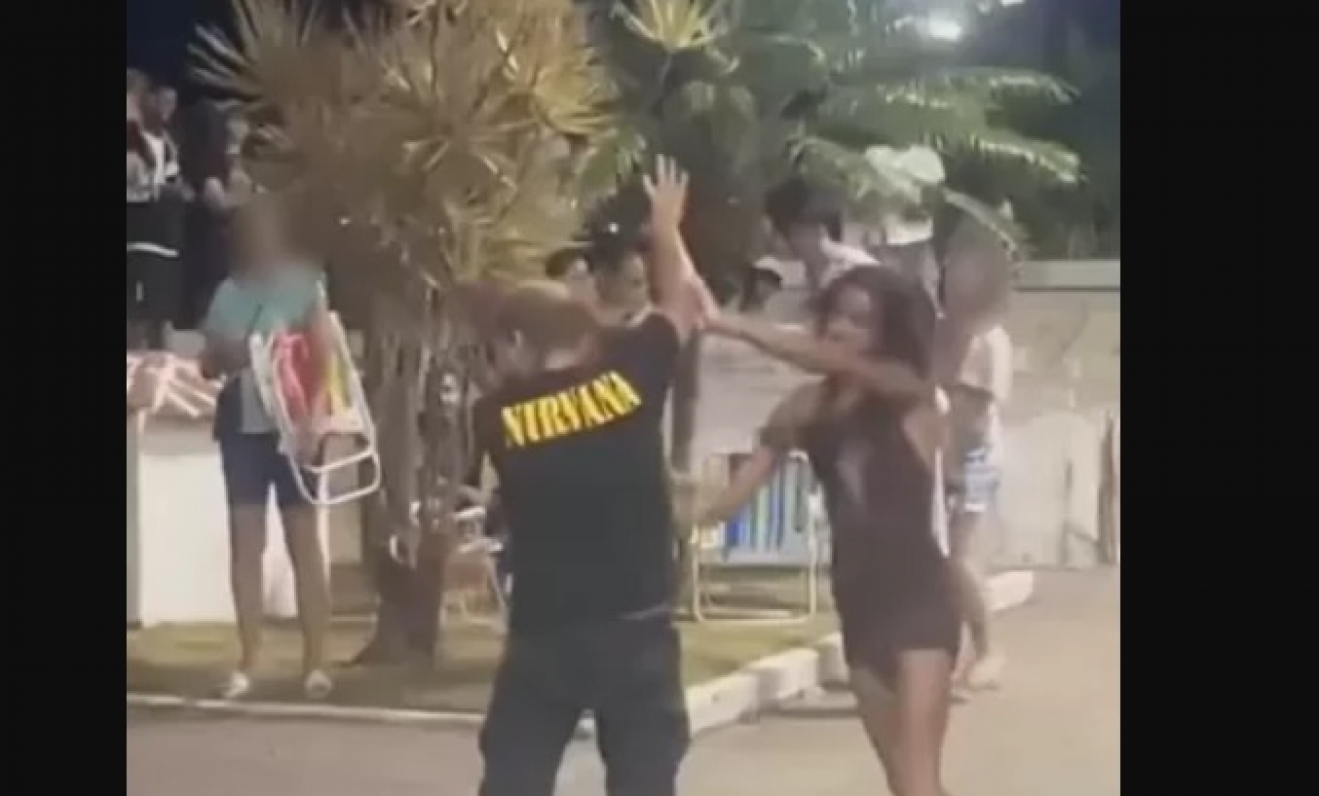 Confusão durante Fest Verão termina com homem agredido em praça de São Pedro
