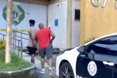 Homem é preso por extorquir ex com vídeos íntimos em Guapimirim