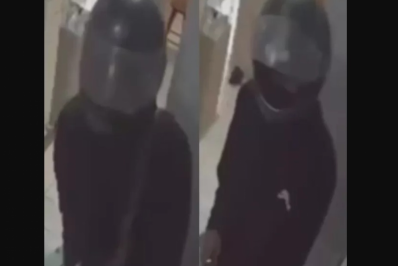 Assalto a joalheria é flagrado por câmeras no Centro de Araruama
