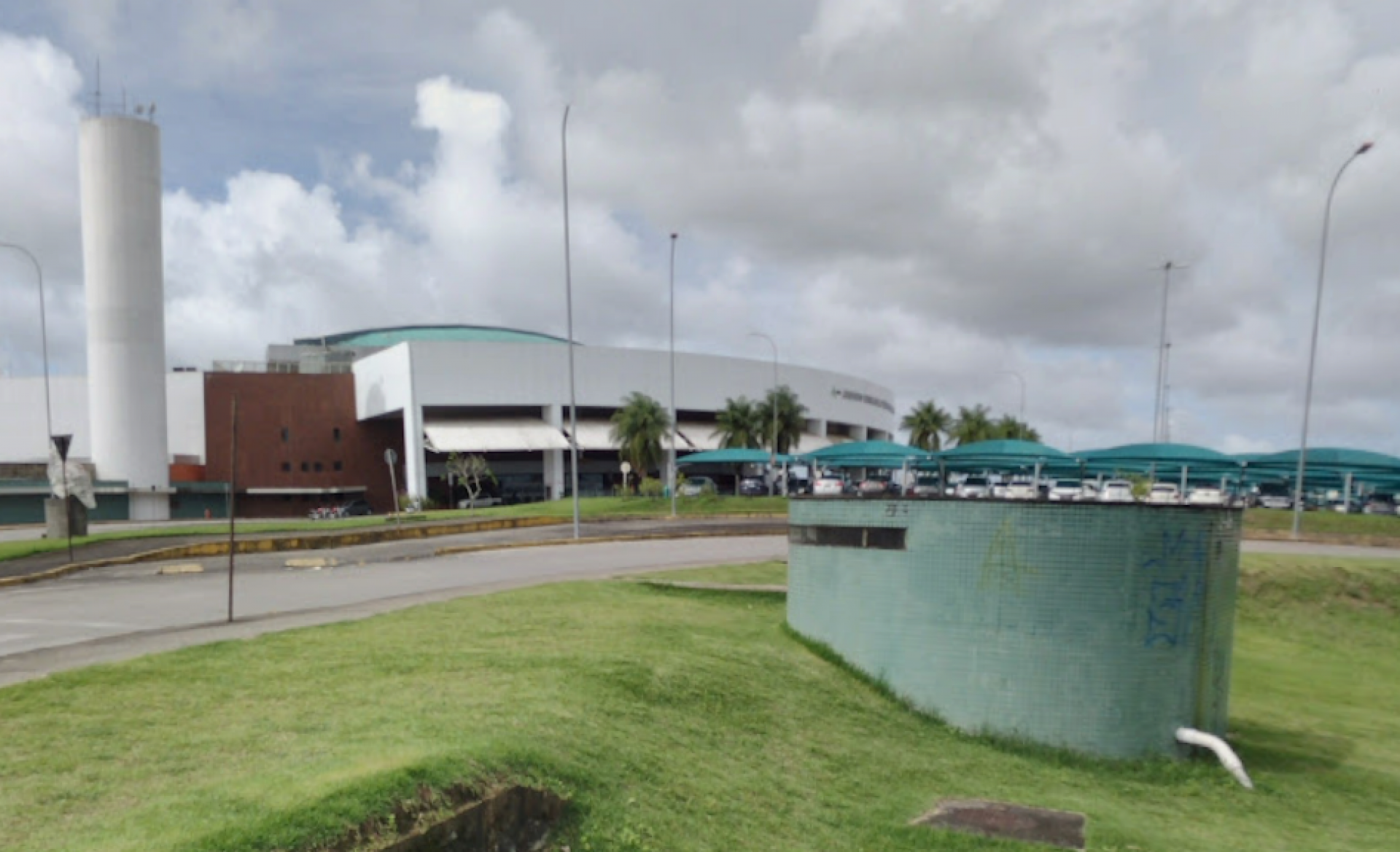 Mulher é presa ao tentar embarcar com passagem de comissária em Alagoas