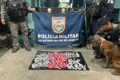 Operação da PM apreende grande quantidade de drogas no ‘Buraco Quente’, em Búzios