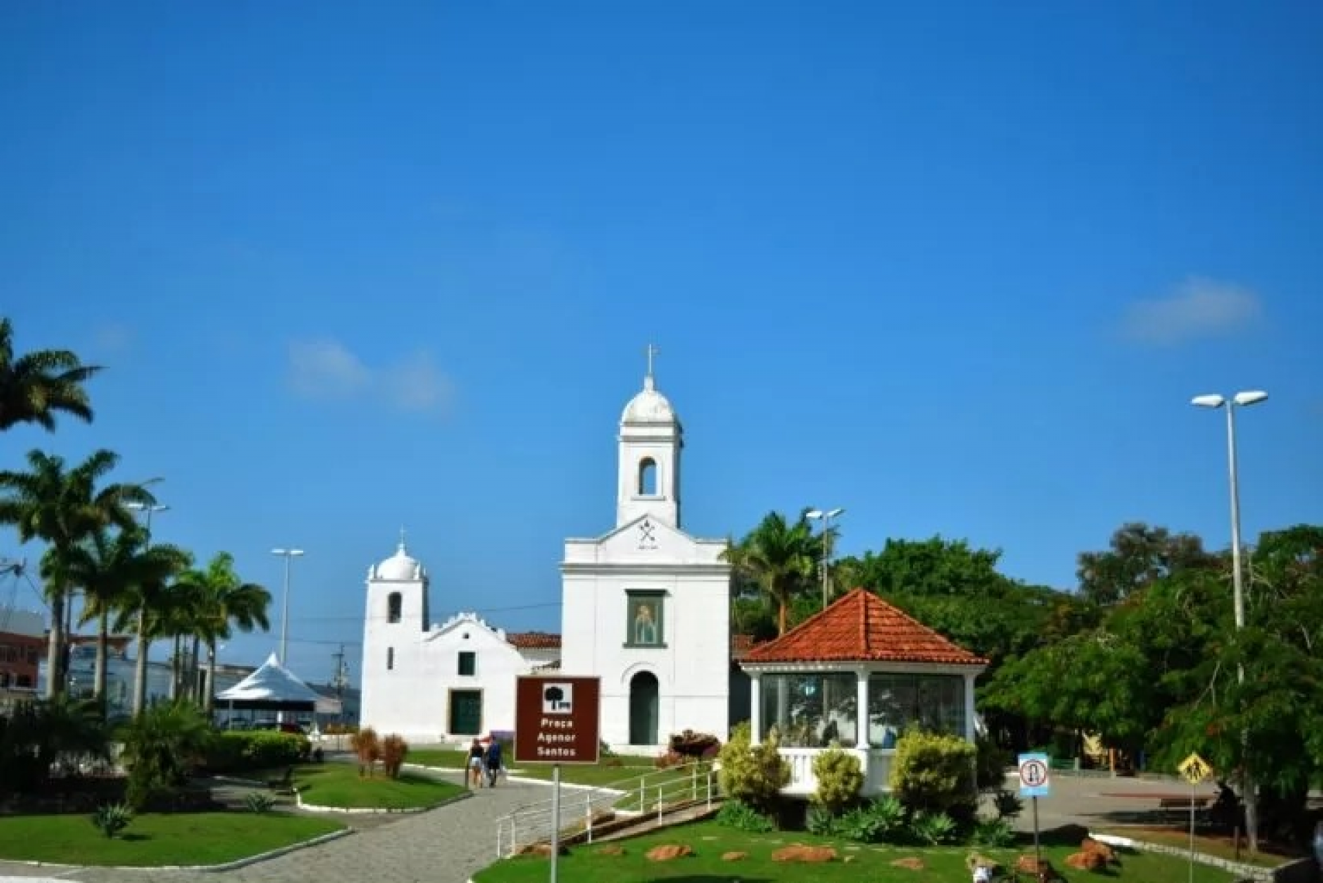 São Pedro da Aldeia celebra 409 anos com desfile, shows e programação