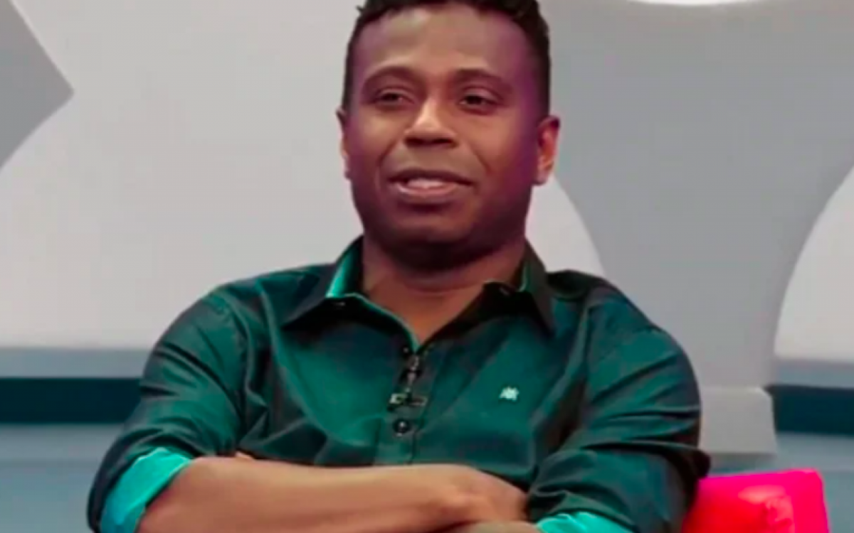 Ed&iacute;lson Capetinha ”ignora” contrato com a Globo e grava programa da Copa no SBT