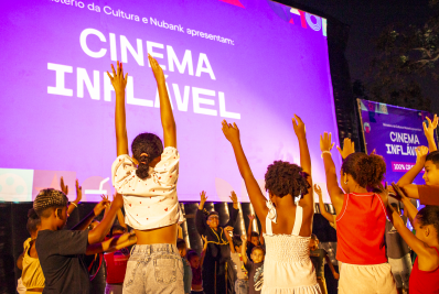 Cinema Inflável leva filmes grátis e atrações culturais para a Cidade de Deus