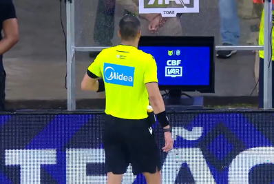 CBF divulga áudio do VAR em lance que anulou expulsão de Ademir contra o Botafogo