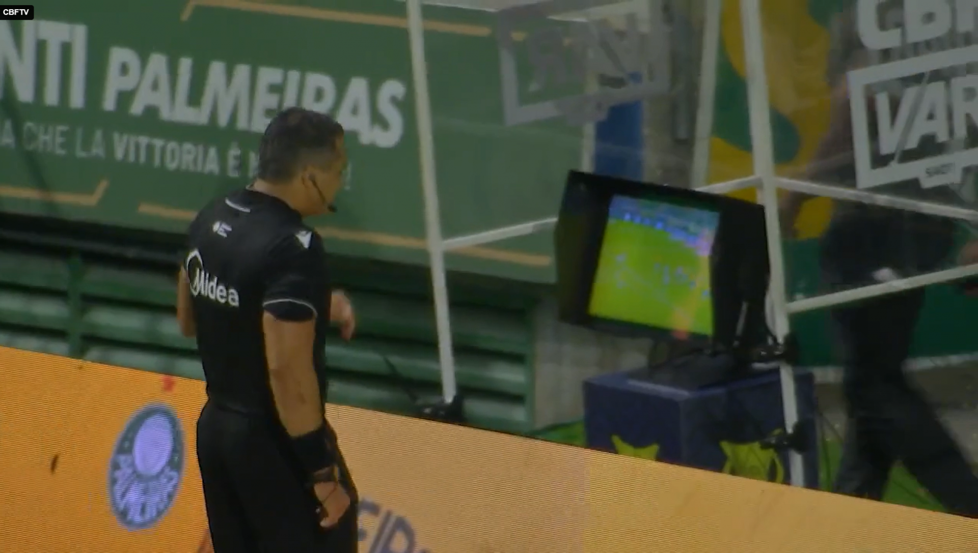 CBF divulga áudio do VAR em gol anulado da Chapecoense contra o Palmeiras