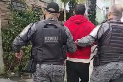Câmera de monitoramento é danificada e acusado é detido em Arraial do Cabo