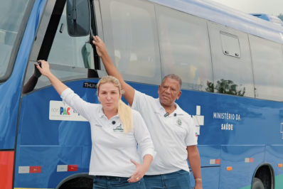 Prefeita Marina anuncia novo ônibus para transporte de pacientes