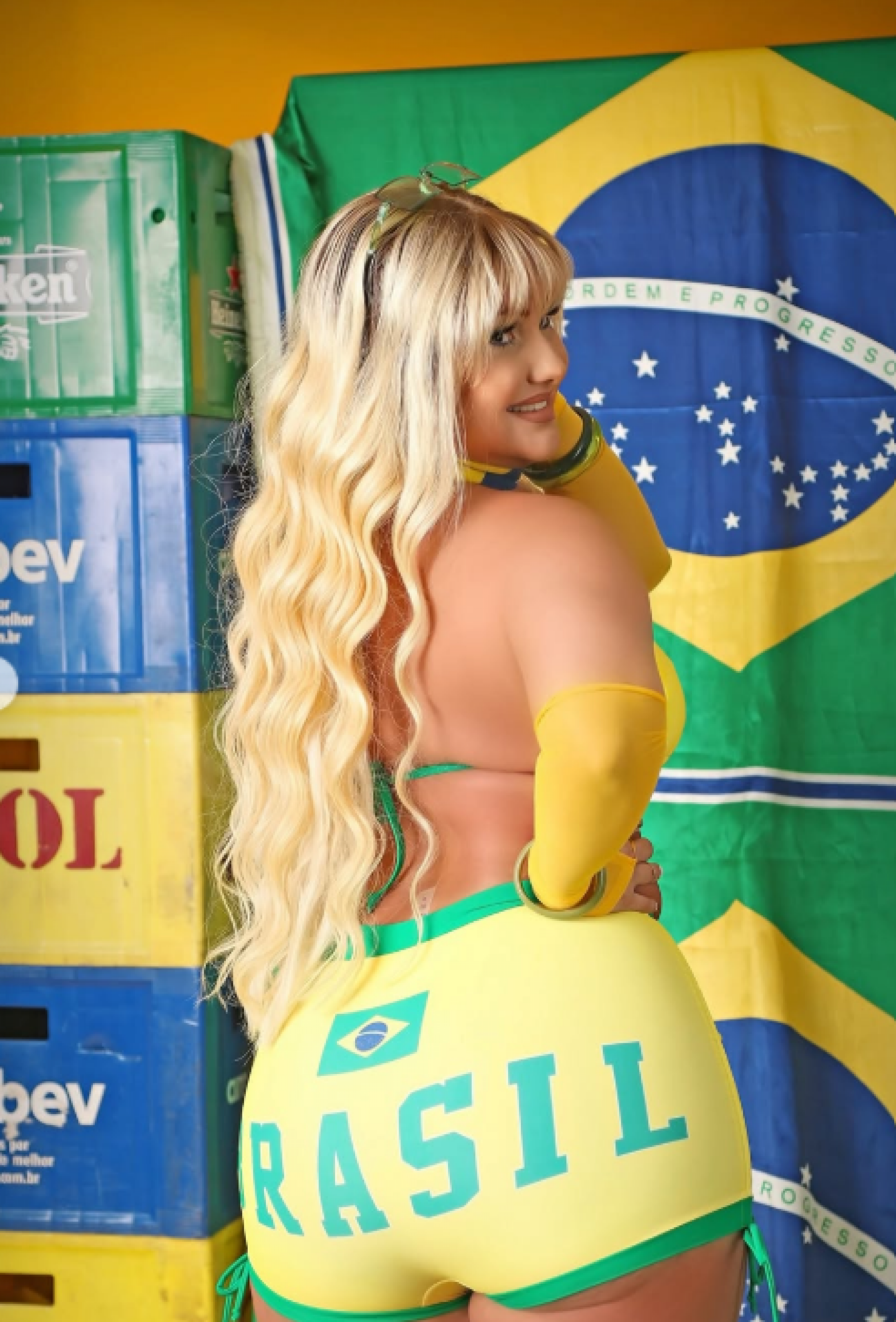 Andressa Mancini é Miss Bumbum Sergipe de 2025 e fez ensaio fotográfico inspirado na Copa do Mundo - Divulgação
