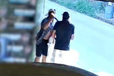 Vídeo: Homem mata quatro pessoas a facadas em MG