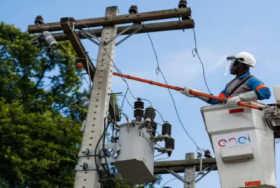 Araruama e Cabo Frio têm 68 vagas abertas para eletricistas e operadores de Munck na Enel Rio