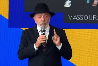 Lula diz que SUS é exemplo para os Estados Unidos