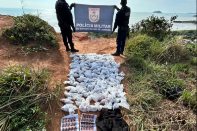 PM apreende 4 mil cápsulas de cocaína e skank em Cabo Frio