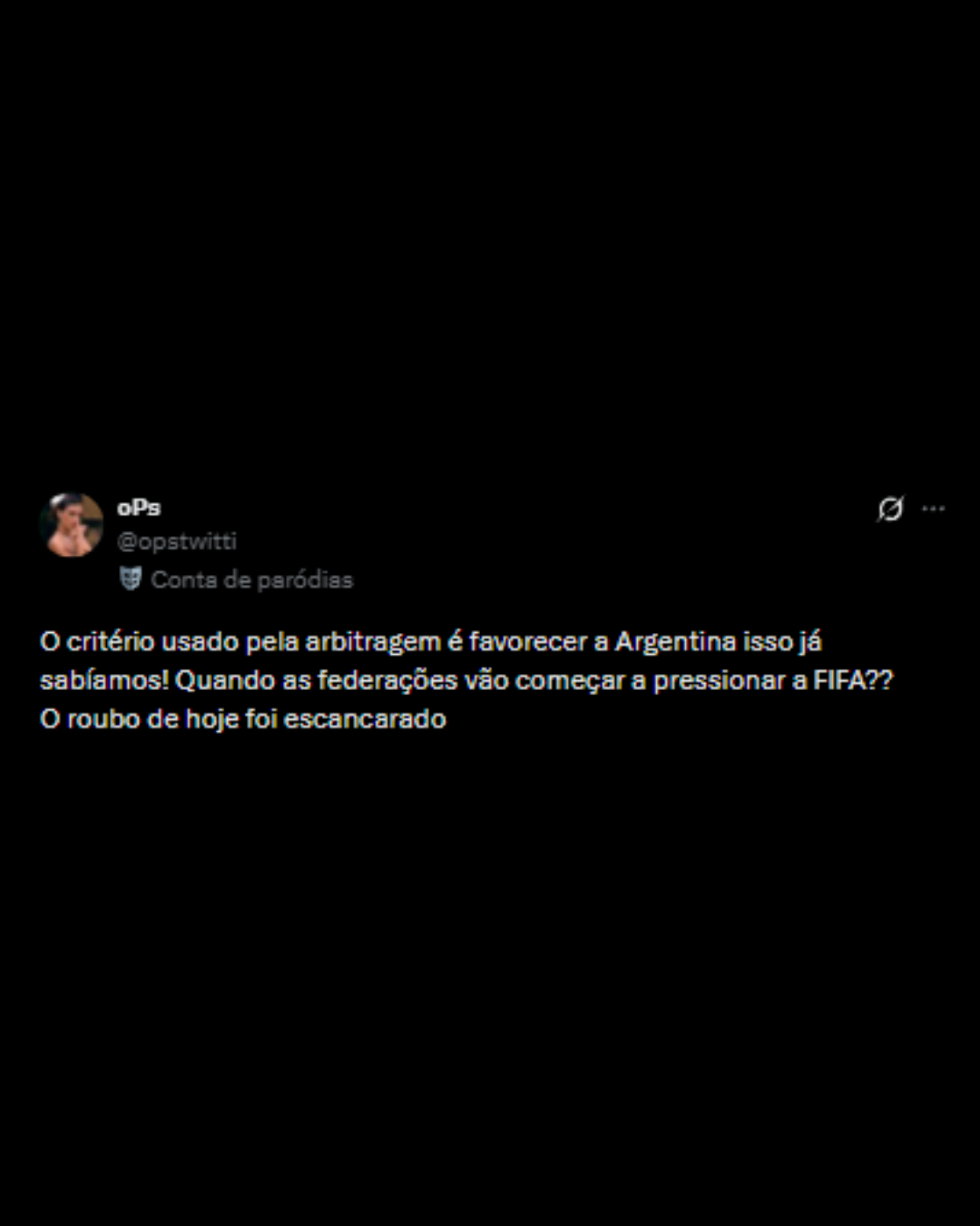 Críticas à arbitragem no jogo entre Argentina 3 x 2 Egito - Reprodução/X @opstwitti