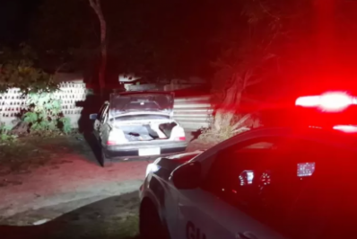 Corpo é encontrado dentro de porta-malas de carro em Arraial do Cabo