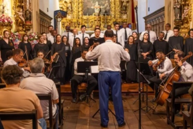 Coral Cantavento realiza concertos e exposição comemorativa em Búzios e São Pedro da Aldeia