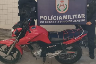 Moto clonada é apreendida e um homem é preso em Cabo Frio