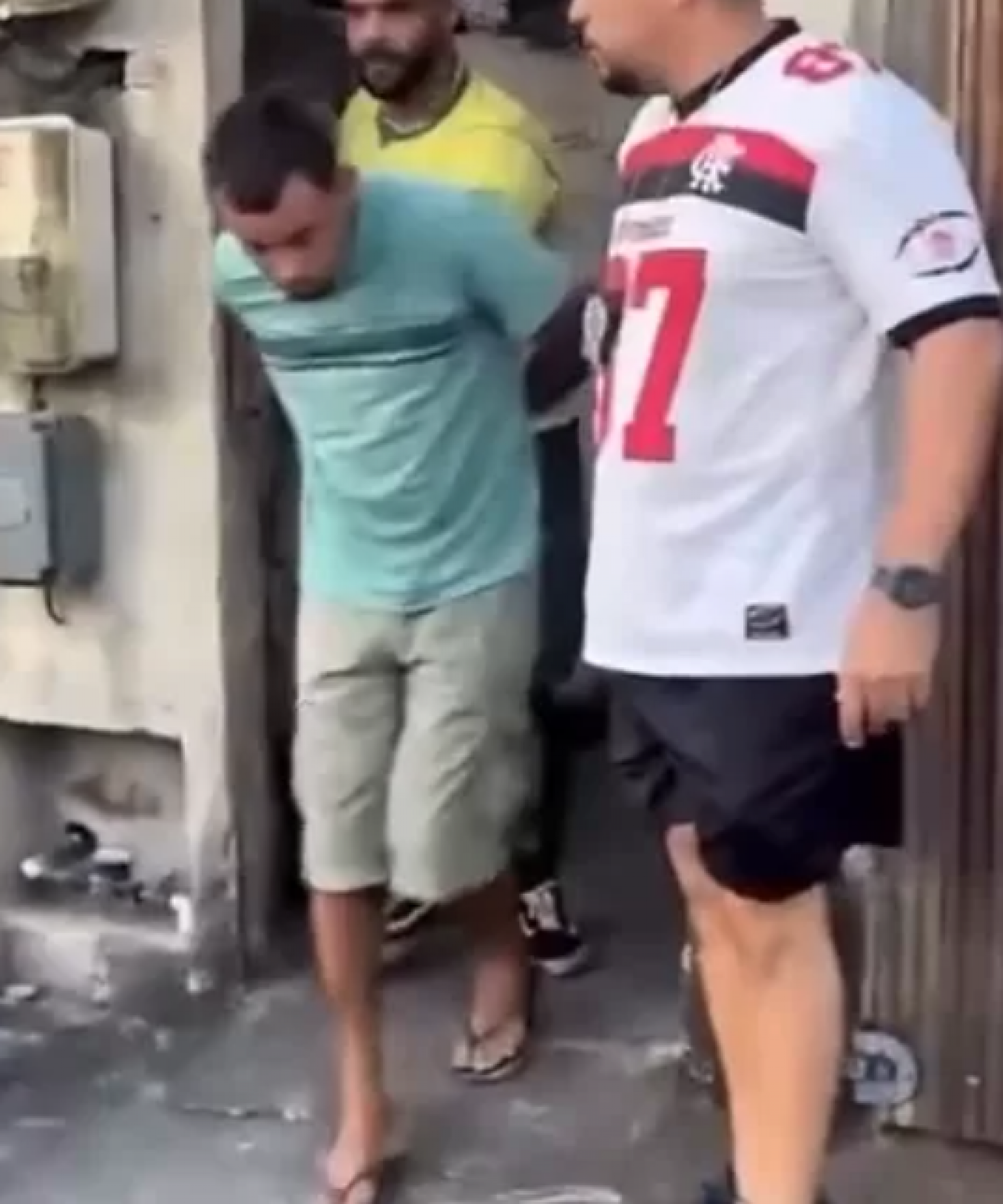 Foragido preso em Cabo Frio