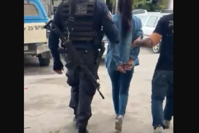 Acusada de latrocínio contra comerciante em Arraial do Cabo é presa