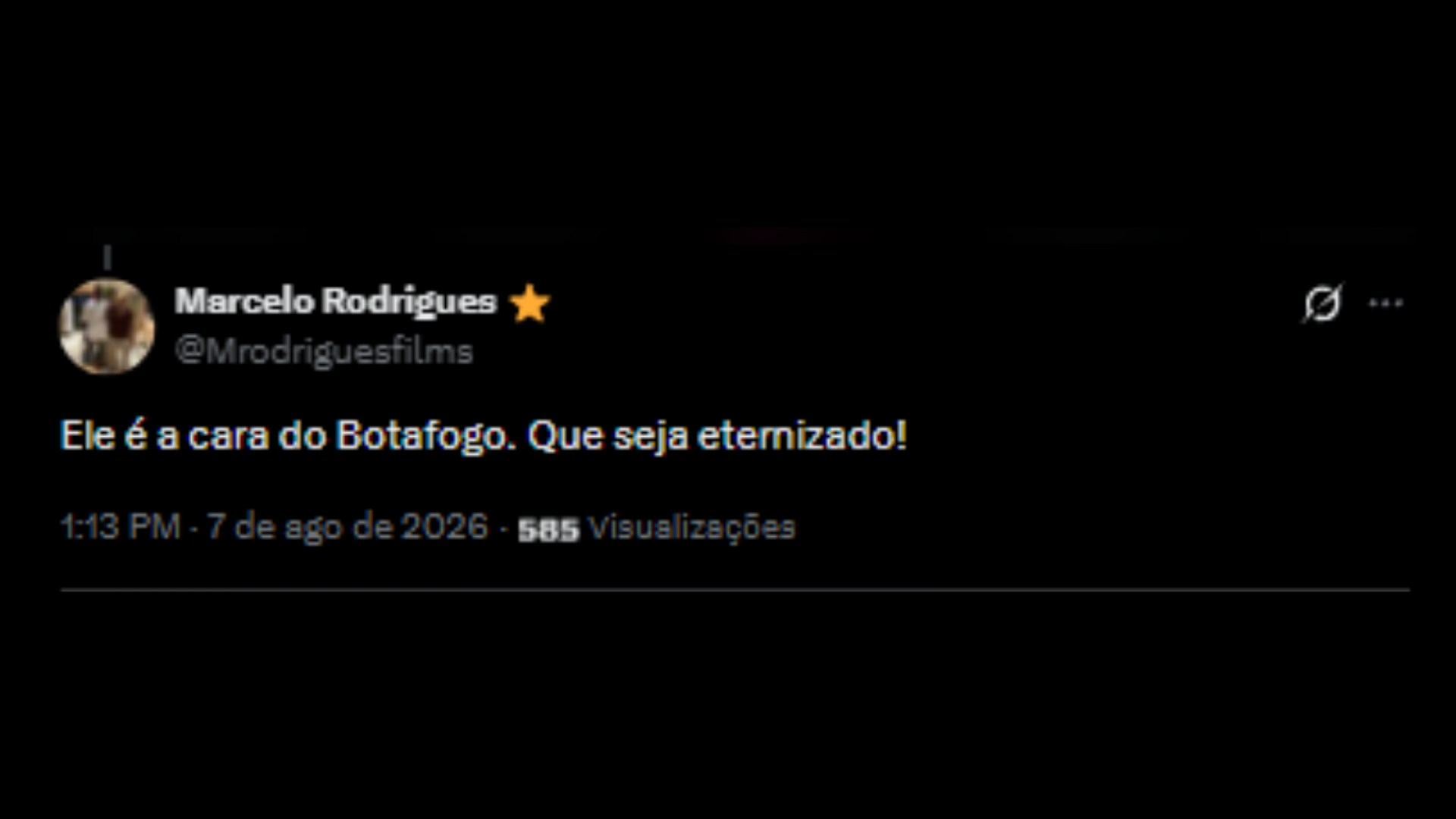 Torcedores comemorando nas redes sociais a renovação do ídolo, Alex Telles - Reprodução/X @Mrodriguesfilms