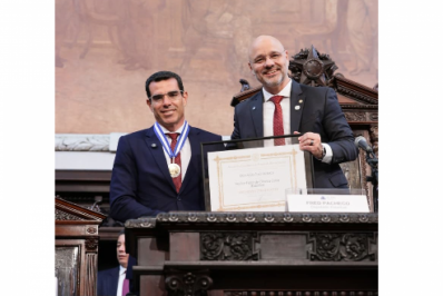 Fabinho Costa recebe Medalha Tiradentes na Alerj