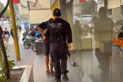 Homem é preso com motocicleta sem placa e com sinais de identificação adulterados