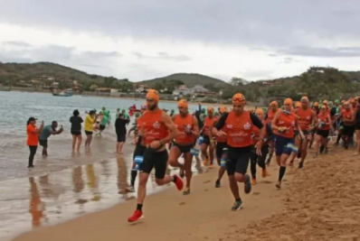 Hero 2026 reúne provas de natação, corrida e Swimrun em Búzios