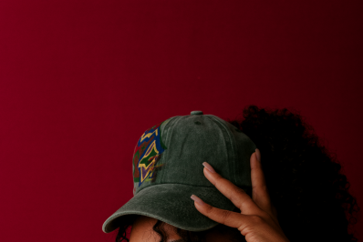 Cantora caxiense faz estreia do primeiro EP autoral