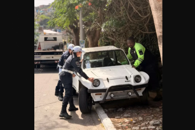Bugre é apreendido com adesivo irregular em Arraial do Cabo