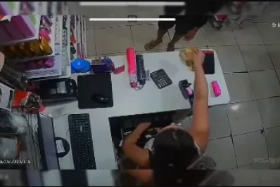Homem armado assalta loja em Unamar, no segundo distrito de Cabo Frio